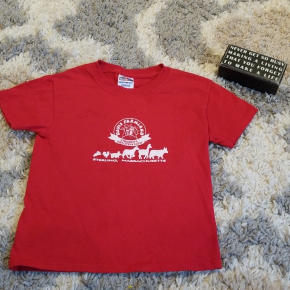 Jerzees Other - Tshirt * Free with Purchase*